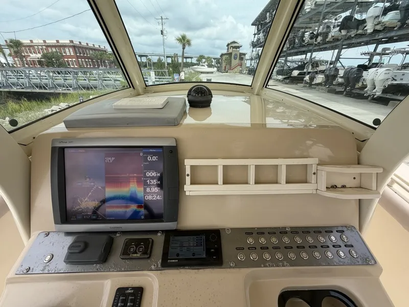 Slide: The Image of Scout 320 LXF 2014 - 7532517