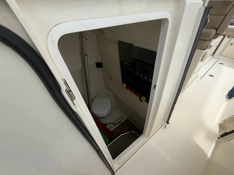 Slide: The Image of Scout 320 LXF 2014 - 7532523