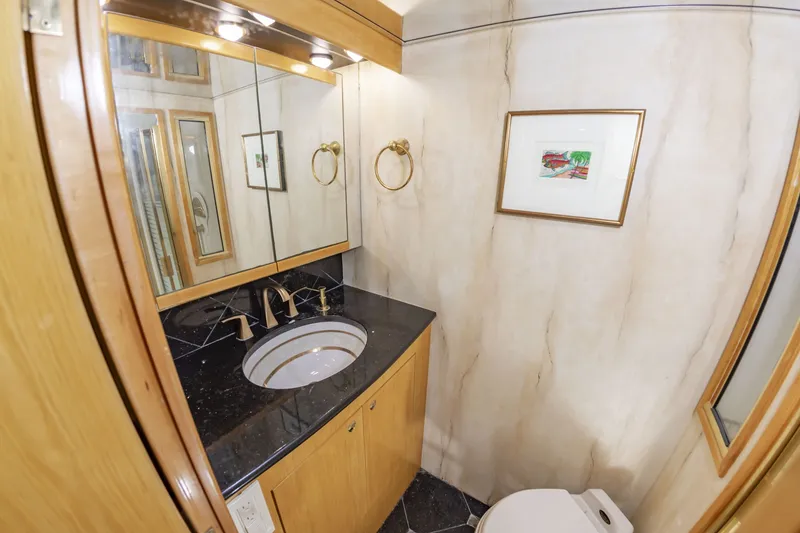 Slide: The Image of 70BuddyDavis_252 - 7528043