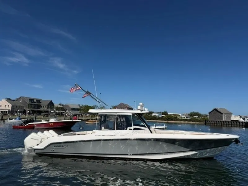 The Image of Boston Whaler 380 Outrage 2021 - 7718172