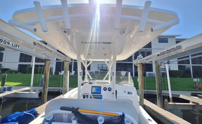 Slide: The Image of Sea Fox 249 Avenger 2020 - 7528171