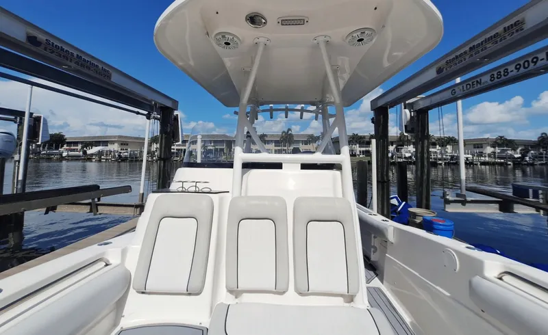 Slide: The Image of Sea Fox 249 Avenger 2020 - 7528177