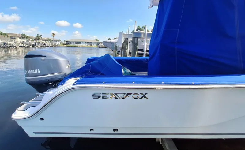 Slide: The Image of Sea Fox 249 Avenger 2020 - 7528165