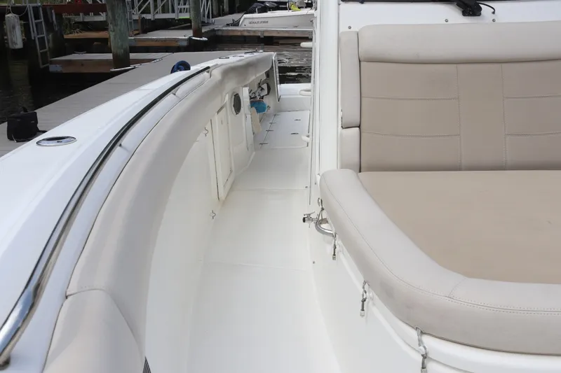 Slide: The Image of Boston Whaler Outrage 2013 - 7531373