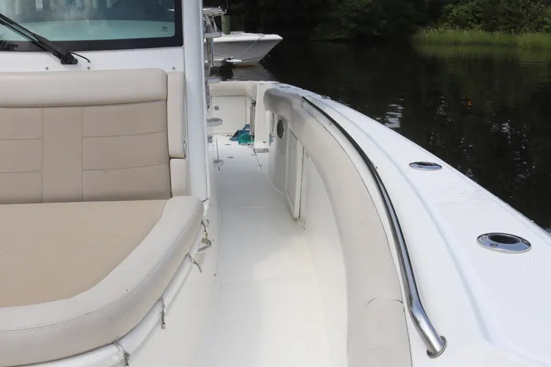Slide: The Image of Boston Whaler Outrage 2013 - 7531374