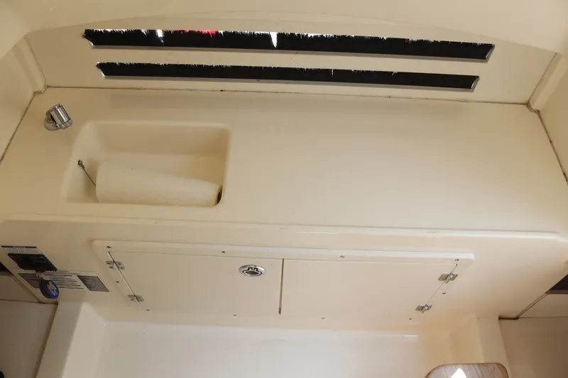 Slide: The Image of Boston Whaler Outrage 2013 - 7531376