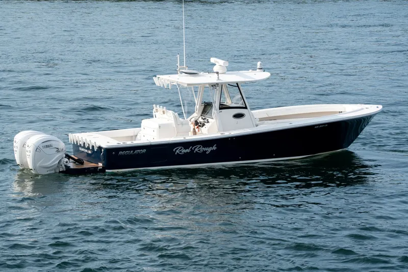 Slide: The Image of Regulator Marine 34 2021 - 7531410
