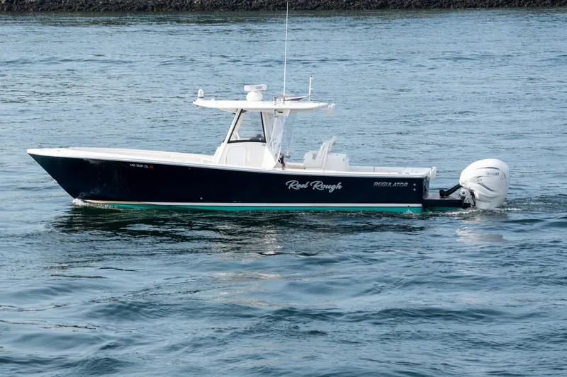 Slide: The Image of Regulator Marine 34 2021 - 7531607