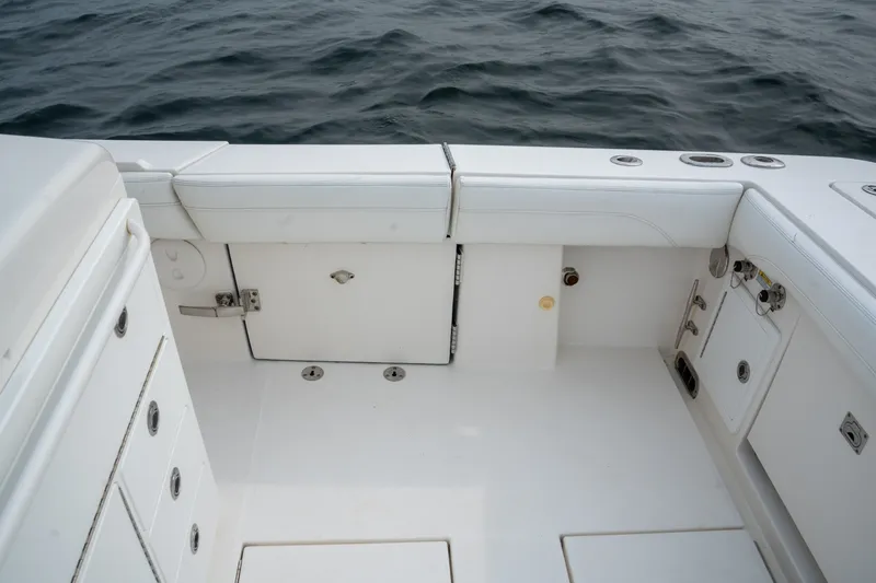Slide: The Image of Regulator Marine 34 2021 - 7531605
