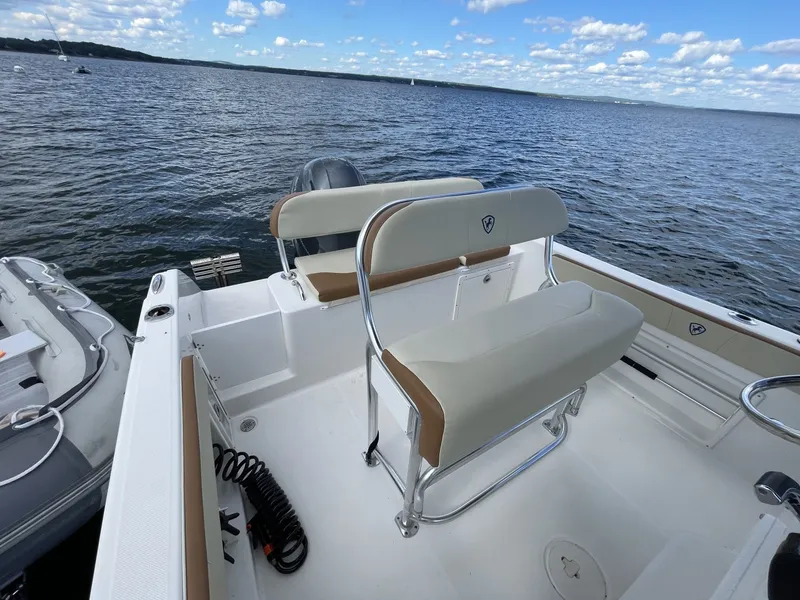 Slide: The Image of Century 2200 Center Console 2020 - 7531788