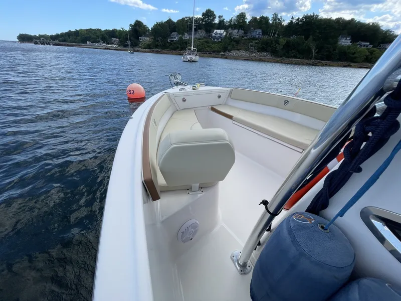 Slide: The Image of Century 2200 Center Console 2020 - 7531802