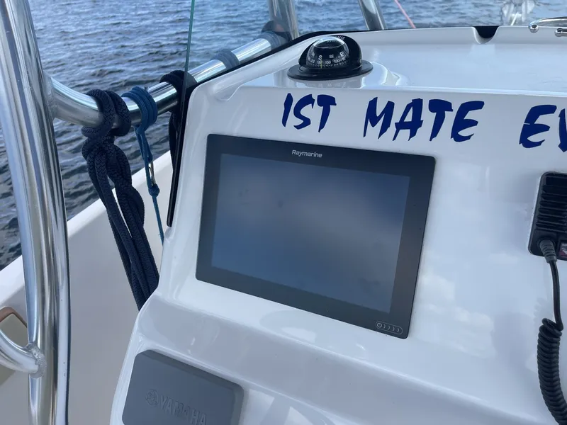 Slide: The Image of Century 2200 Center Console 2020 - 7531796