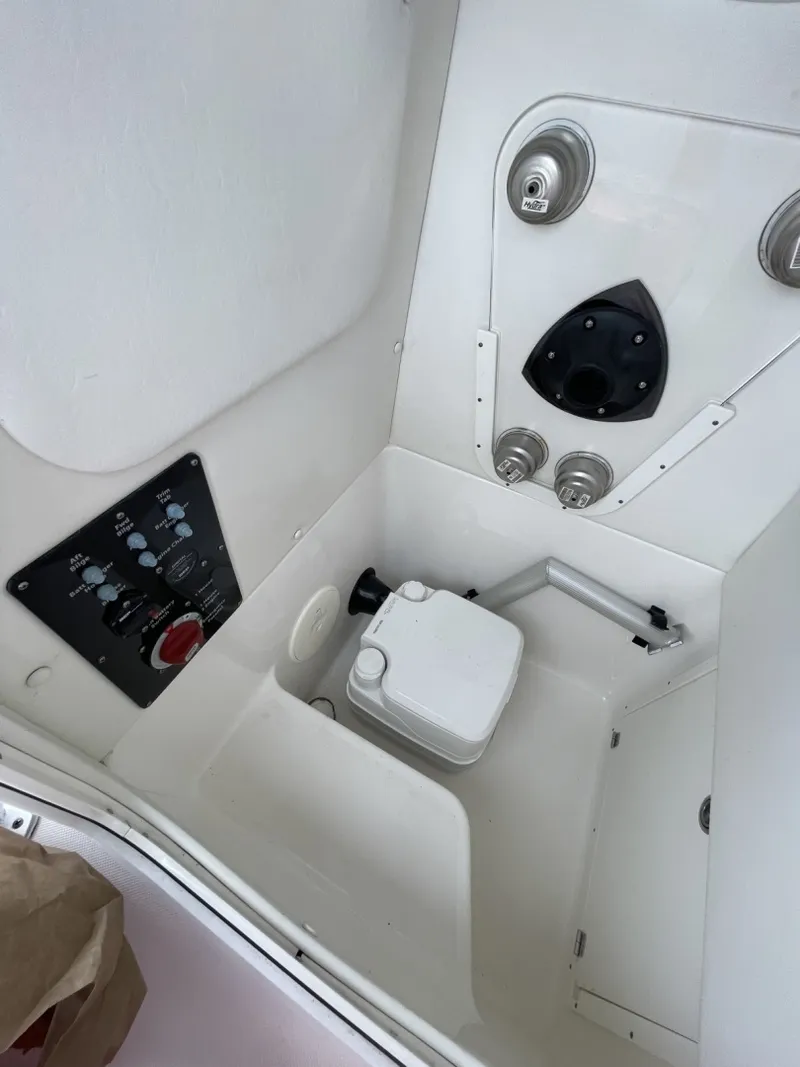 Slide: The Image of Century 2200 Center Console 2020 - 7531811