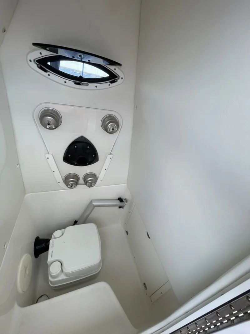 Slide: The Image of Century 2200 Center Console 2020 - 7531813