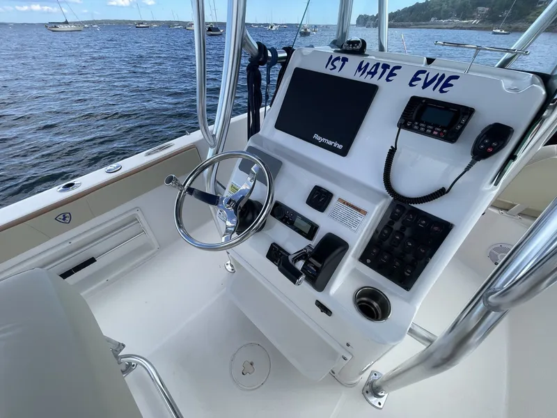 Slide: The Image of Century 2200 Center Console 2020 - 7531793
