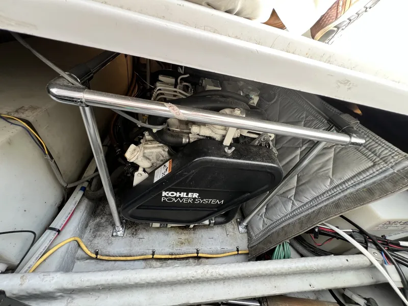 Slide: The Image of Mainship 390 2001 - 7532373