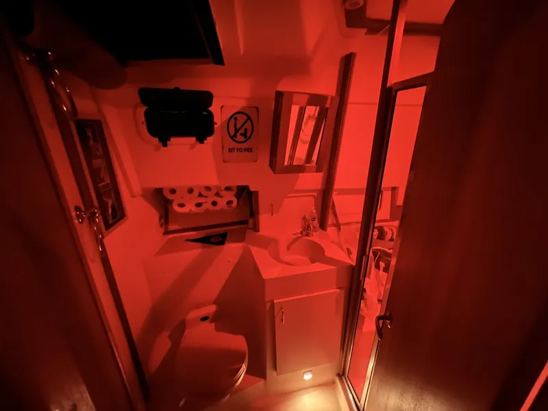 Slide: The Image of Mainship 390 2001 - 7532420