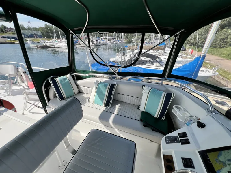 Slide: The Image of Mainship 390 2001 - 7532383