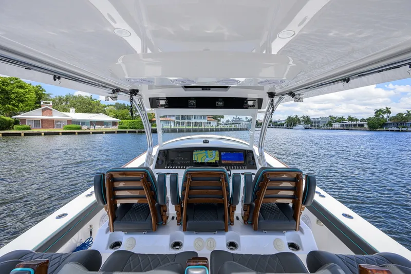 Slide: The Image of Valhalla 46 - Helm 2025 Valhalla 46 Center Console - 7532595
