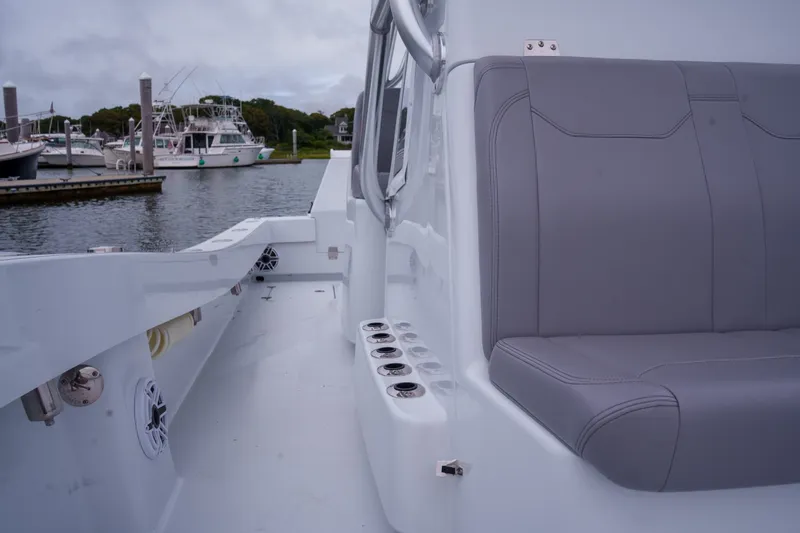 Slide: The Image of Conch 33 2026 - 7532396