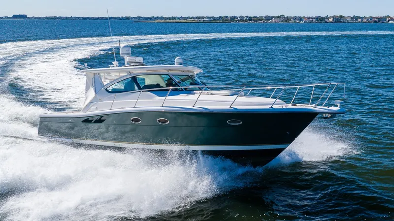 The Image of Tiara 3800 Open 2003 - 7817286
