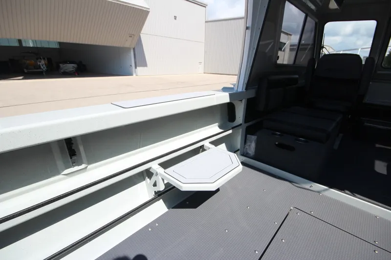 Slide: The Image of Weldcraft 240 Ocean King 2027 - 7532741