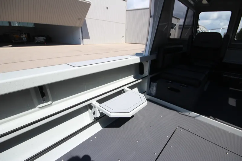 Slide: The Image of Weldcraft 240 Ocean King 2027 - 7532739