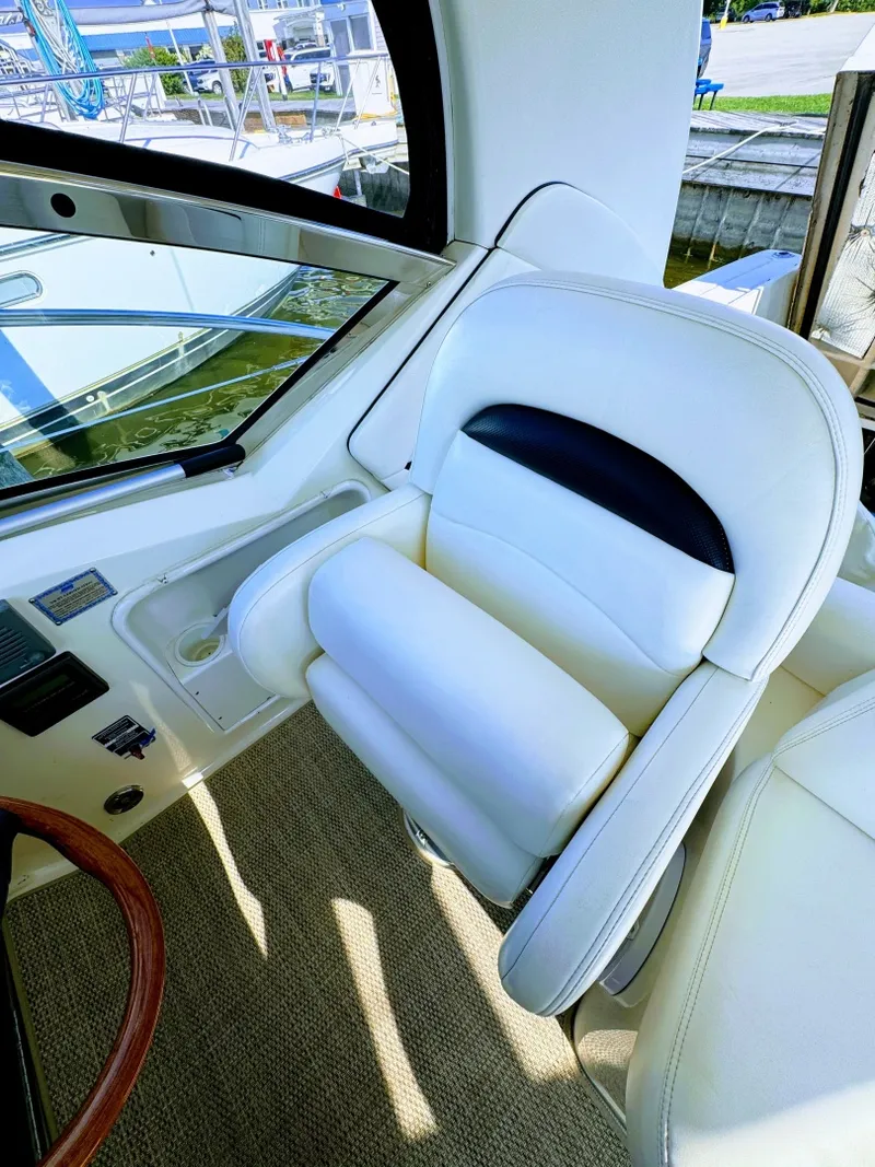 Slide: The Image of Sea Ray 390 Sundancer 2005 - 7533121