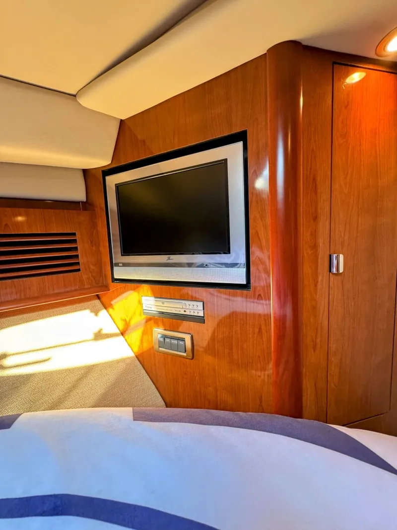 Slide: The Image of Sea Ray 390 Sundancer 2005 - 7533099