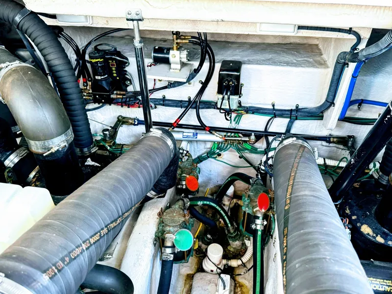 Slide: The Image of Sea Ray 390 Sundancer 2005 - 7533141