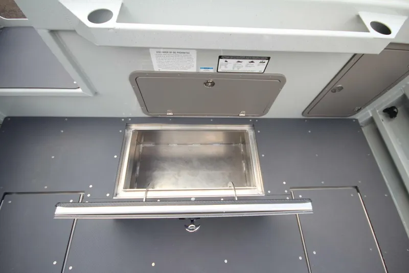 Slide: The Image of Weldcraft 300 Cuddy King OS 2027 - 7532898