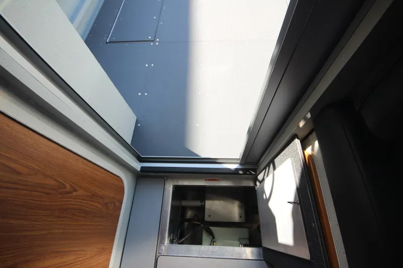 Slide: The Image of Weldcraft 300 Cuddy King OS 2027 - 7532918