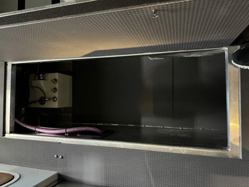 Slide: The Image of Weldcraft 300 Cuddy King OS 2027 - 8051117