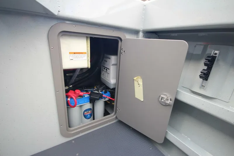 Slide: The Image of Weldcraft 300 Cuddy King OS 2027 - 7532900
