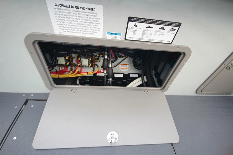 Slide: The Image of Weldcraft 300 Cuddy King OS 2027 - 7532899