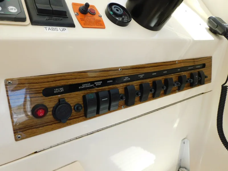 Slide: The Image of Mainship 30 Rum Runner 2004 - 7533213