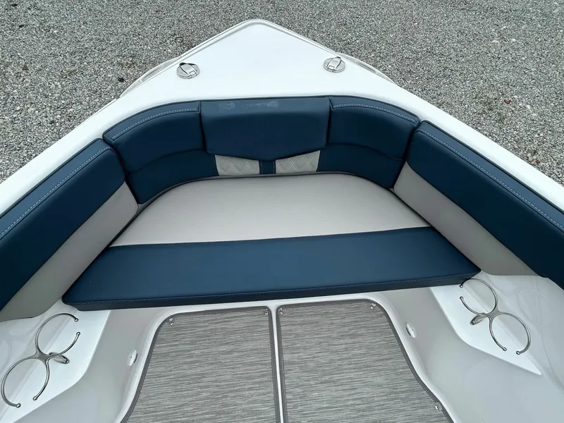 Slide: The Image of Monterey Elite 25 OB 2027 - 7533297