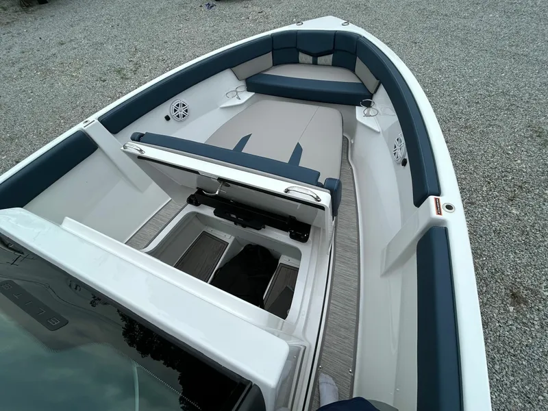 Slide: The Image of Monterey Elite 25 OB 2027 - 7533299