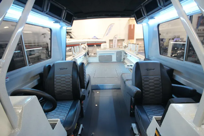 Slide: The Image of Weldcraft 260 Ocean King "Great Lakes Edition" 2027 - 7533377