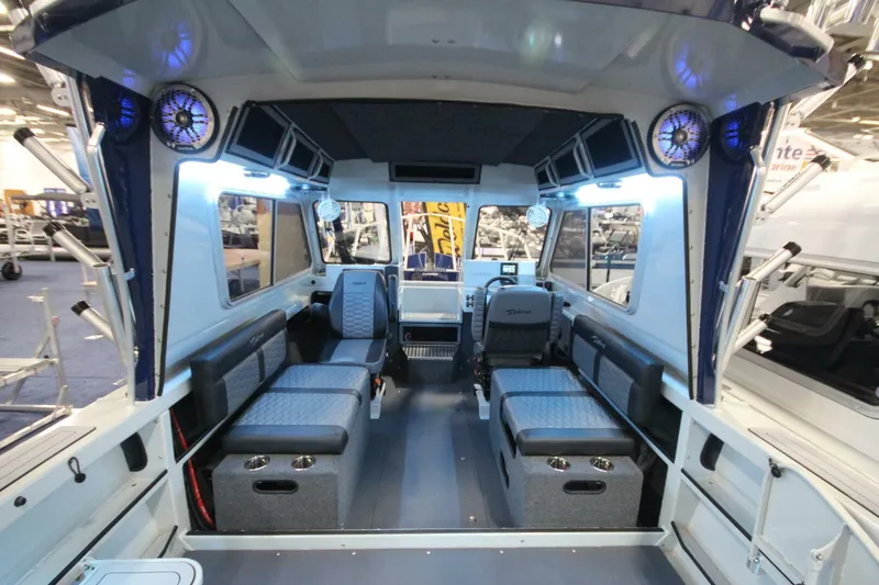 Slide: The Image of Weldcraft 260 Ocean King "Great Lakes Edition" 2027 - 7533366