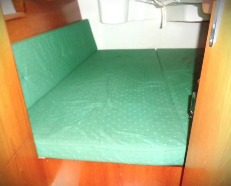 Slide: The Image of 0005879905 - 7533414