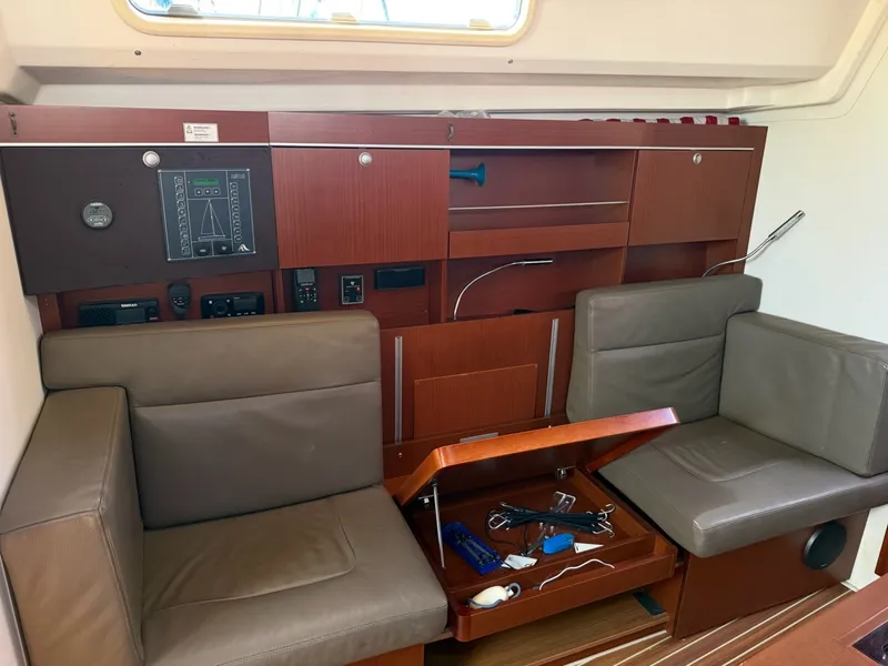 Slide: The Image of Hanse 385 2014 - 7533667