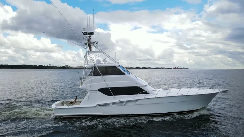 Slide: The Image of 1999 Hatteras 60 Enclosed Bridge Better Days Profiles (4) - 7956981