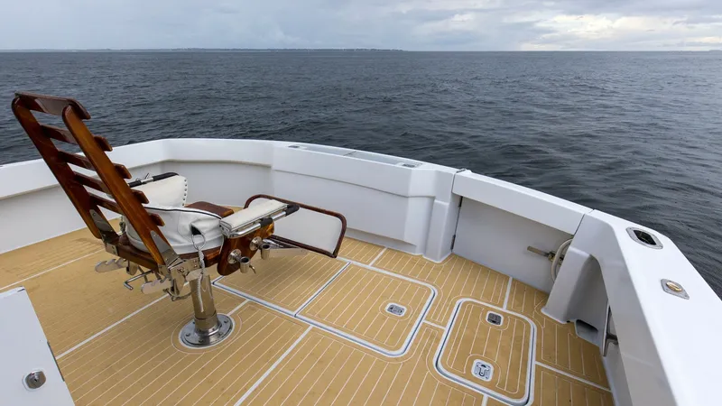 Slide: The Image of 1999 Hatteras 60 Enclosed Bridge Better Days Rear Deck (1) - 7956967