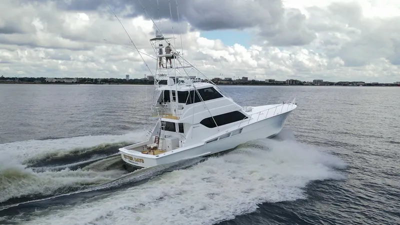 Slide: The Image of 1999 Hatteras 60 Enclosed Bridge Better Days Exteriors (13) - 7956994