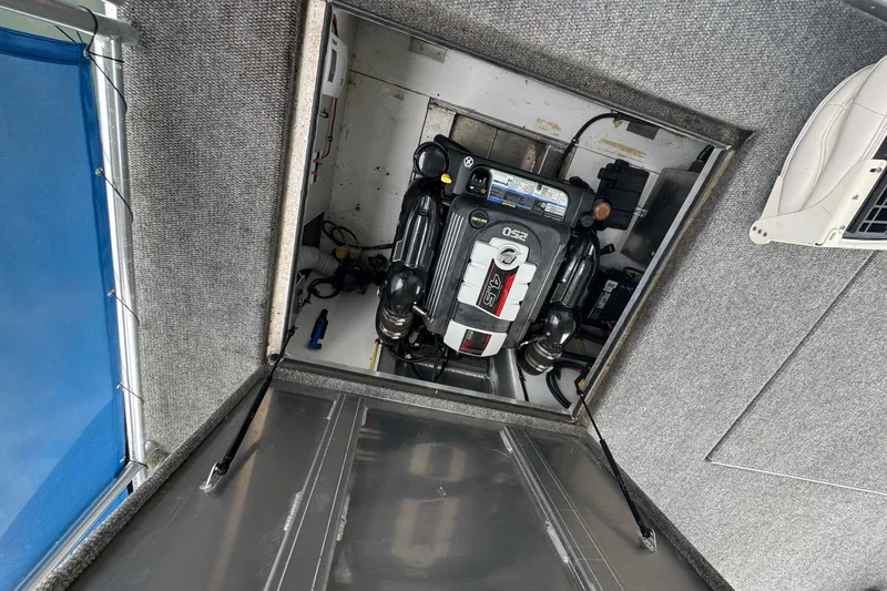 Slide: The Image of Sumerset 18 x 77 LUX 2023 - 7739060