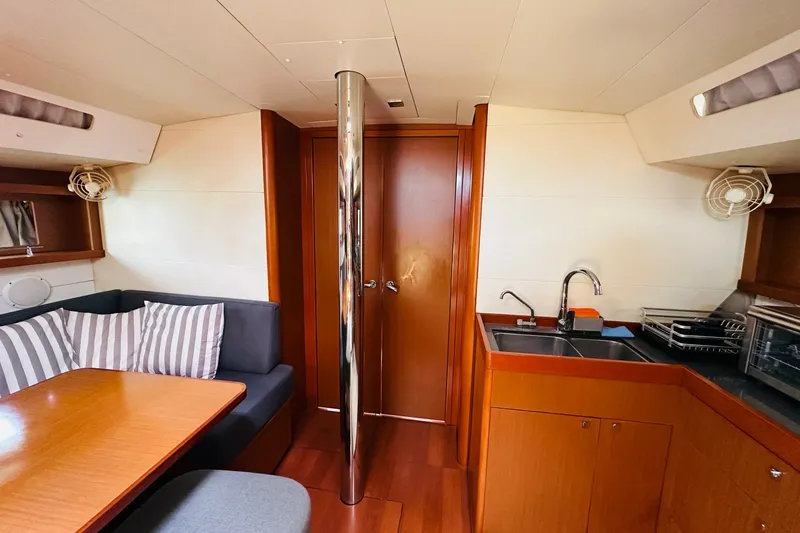 Slide: The Image of Beneteau Oceanis 48 2014 - 8056866