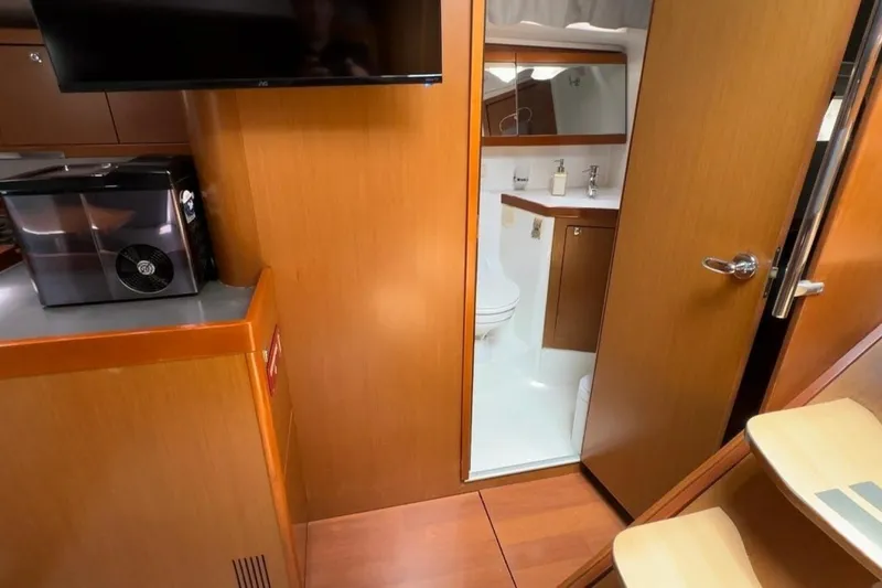 Slide: The Image of Beneteau Oceanis 48 2014 - 8056975
