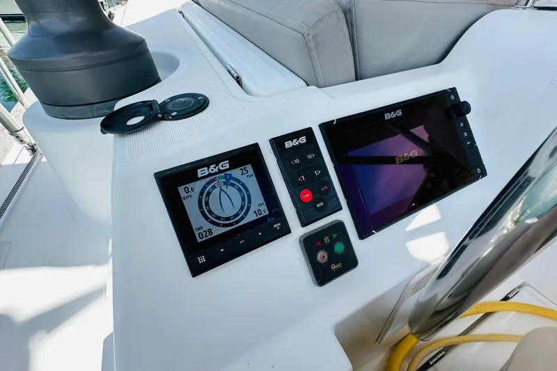 Slide: The Image of Beneteau Oceanis 48 2014 - 8057246