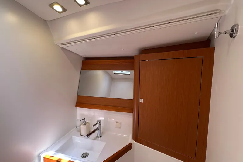 Slide: The Image of Beneteau Oceanis 48 2014 - 8056857